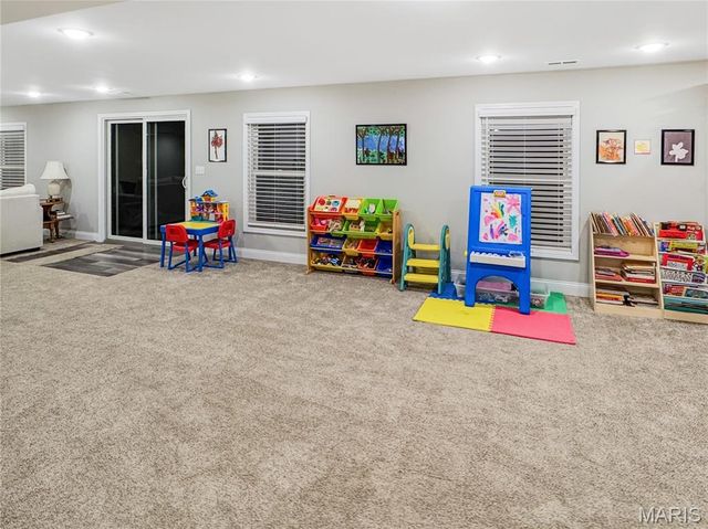 336 Falcon View Drive, Washington, MO 63090