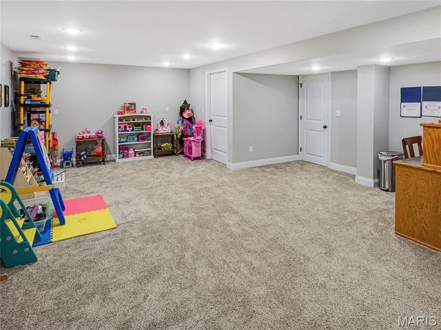 336 Falcon View Drive, Washington, MO 63090