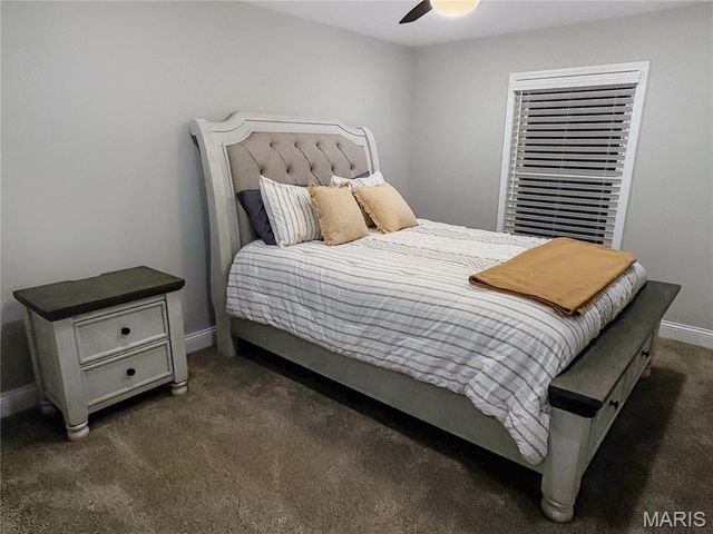 336 Falcon View Drive, Washington, MO 63090