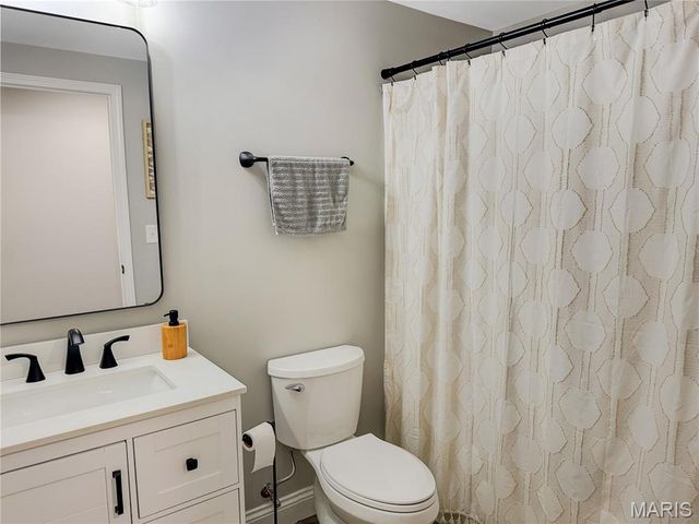 336 Falcon View Drive, Washington, MO 63090