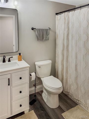 336 Falcon View Drive, Washington, MO 63090