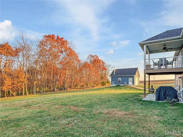 336 Falcon View Drive, Washington, MO 63090