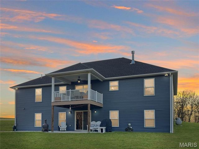 336 Falcon View Drive, Washington, MO 63090