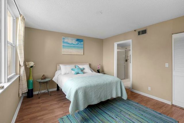 14527 Bonaire Boulevard 408, Delray Beach, FL 33446