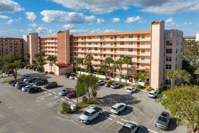 14527 Bonaire Boulevard 408, Delray Beach, FL 33446