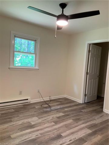 220 Mountview Drive, Mocksville, NC 27028