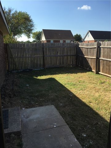 1005 Weiss Avenue, Princeton, TX 75407