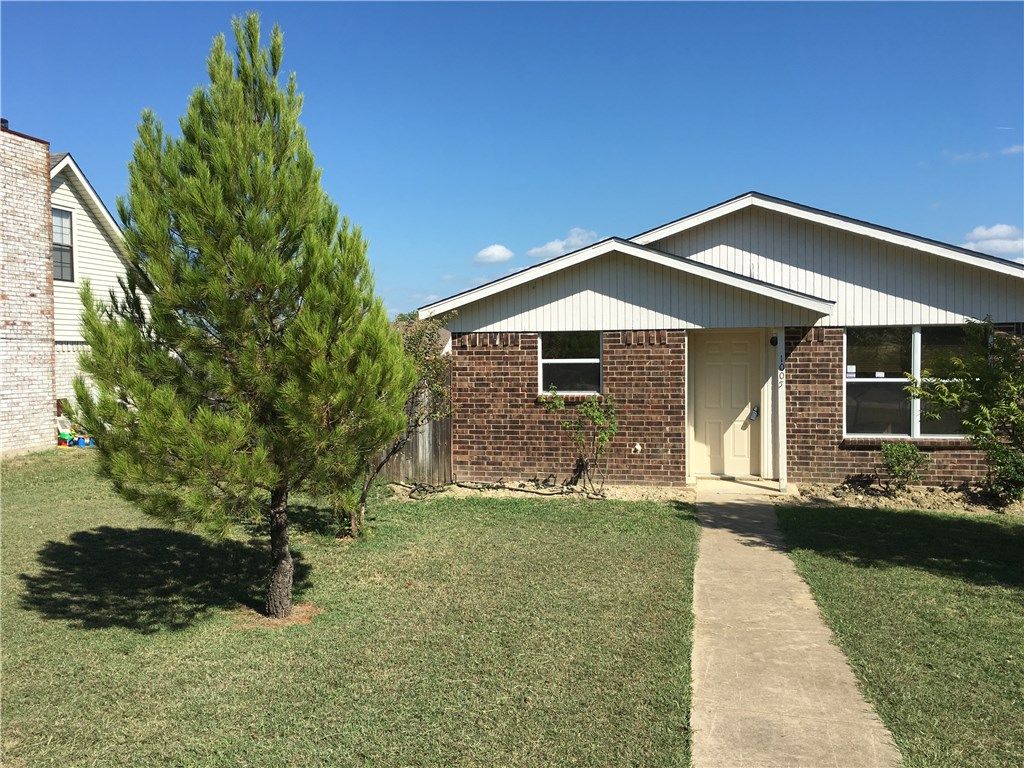 1005 Weiss Avenue, Princeton, TX 75407