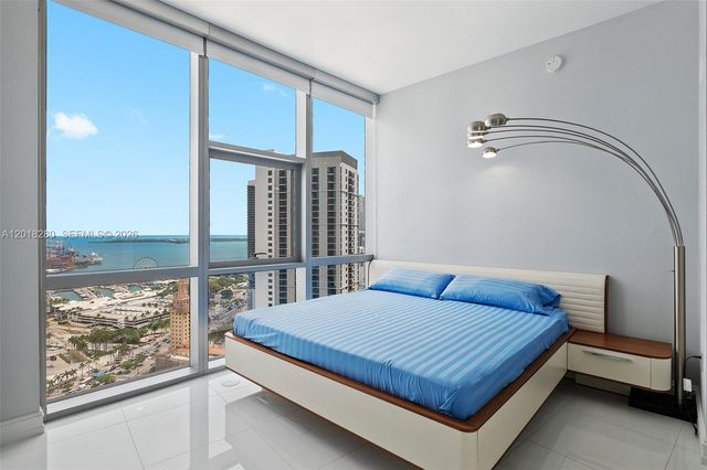 851 NE 1st Ave 3111, Miami, FL 33132