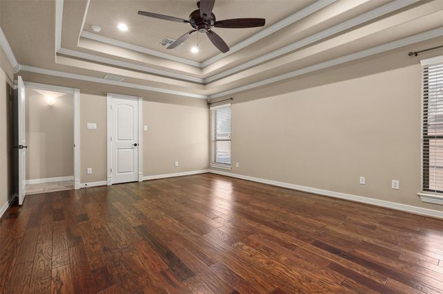 2214 W Lonesome Dove Drive, Deer Park, TX 77536