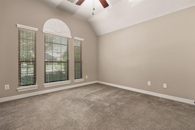 2214 W Lonesome Dove Drive, Deer Park, TX 77536