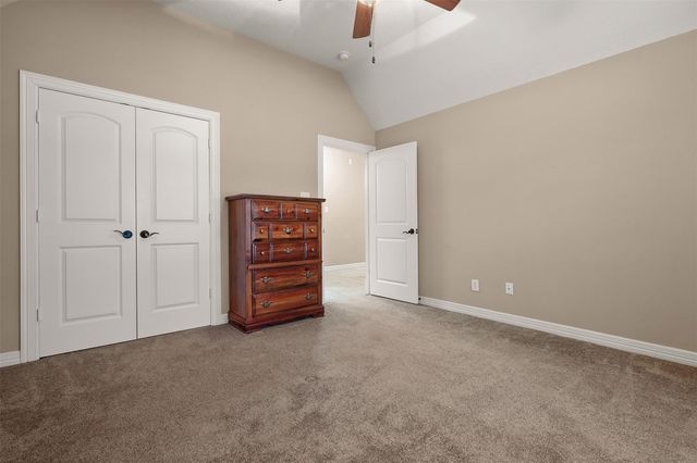 2214 W Lonesome Dove Drive, Deer Park, TX 77536