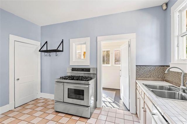 18 Hannon Avenue, Mobile, AL 36604