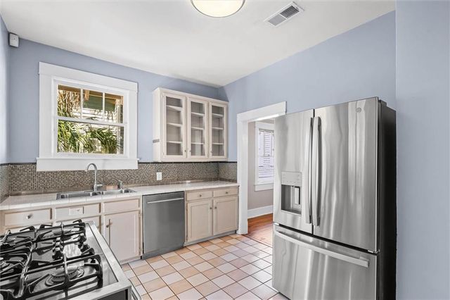 18 Hannon Avenue, Mobile, AL 36604