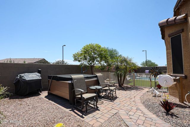 17947 W FAIRVIEW Street, Goodyear, AZ 85338