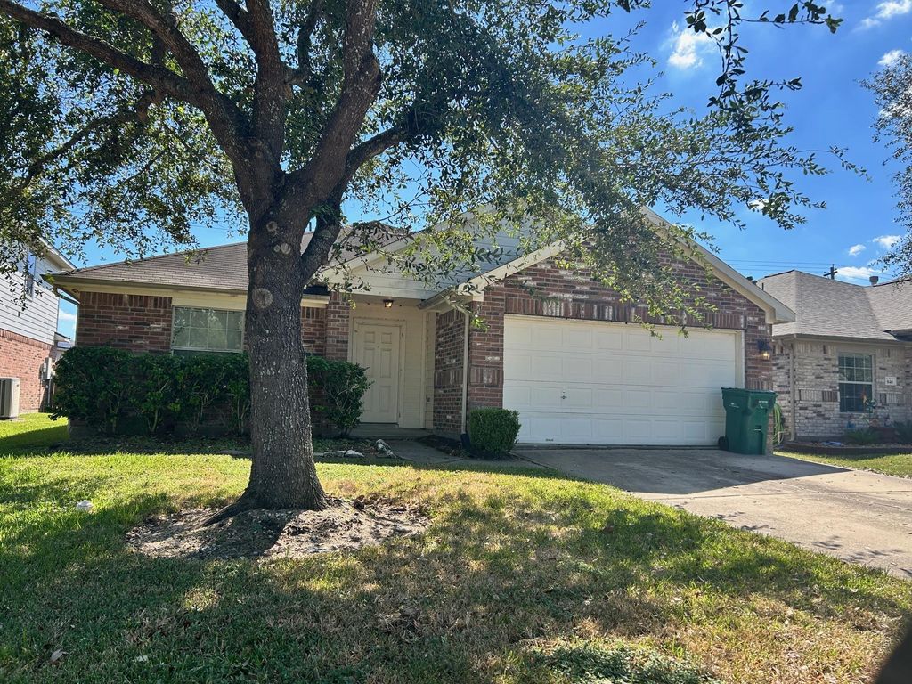 850 Saltcreek Bend Lane, La Marque, TX 77568