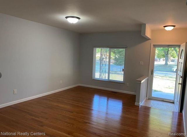 13347 Montego Drive, Sterling Heights, MI 48312