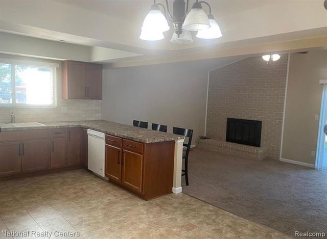 13347 Montego Drive, Sterling Heights, MI 48312