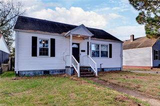 12 Gillis RD, Portsmouth, VA 23702