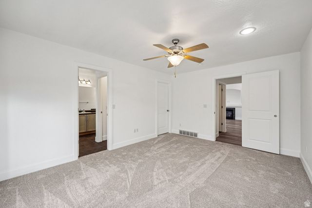 3884 W CORAL DUNE DR, South Jordan, UT 84009