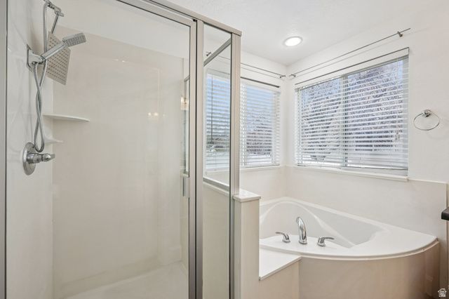 3884 W CORAL DUNE DR, South Jordan, UT 84009