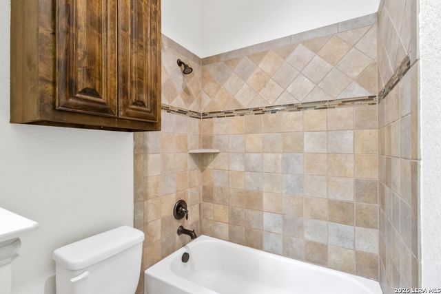 420 MISSION HILL RUN, New Braunfels, TX 78132
