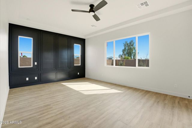 7379 W LISBON Lane, Peoria, AZ 85381