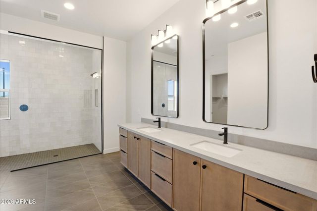 7379 W LISBON Lane, Peoria, AZ 85381