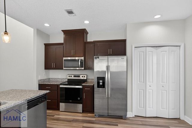 20 Centennial Court, Hinesville, GA 31313