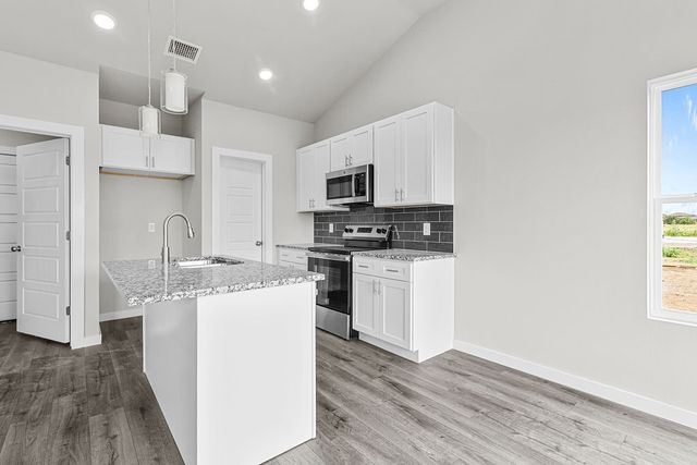 10520 Ruffin Drive, Fort Worth, TX 76131