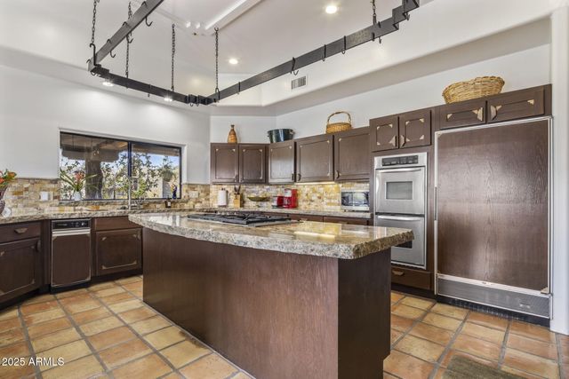 9950 E SUNDANCE Trail, Scottsdale, AZ 85262