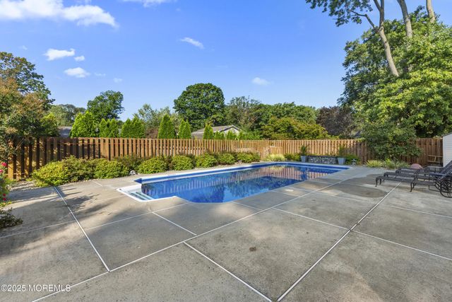 20 Brookwood Drive, Freehold, NJ 07728