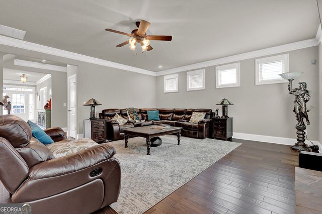 1071 Virginia Oak Lane, Lawrenceville, GA 30045
