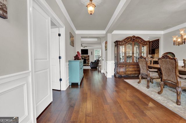 1071 Virginia Oak Lane, Lawrenceville, GA 30045