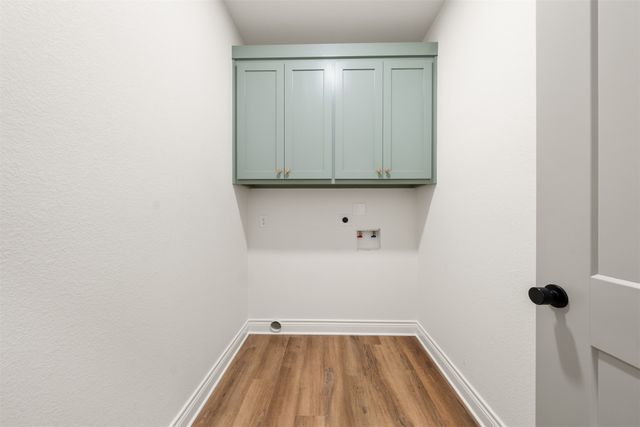 303 Live Oak Trail, Valley Mills, TX 76689