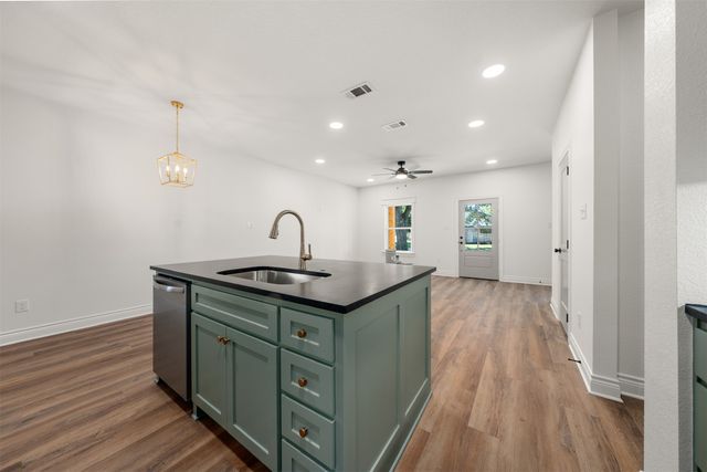 303 Live Oak Trail, Valley Mills, TX 76689