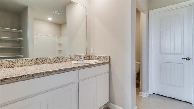 3129 Sapphire Drive, Lake Charles, LA 70607