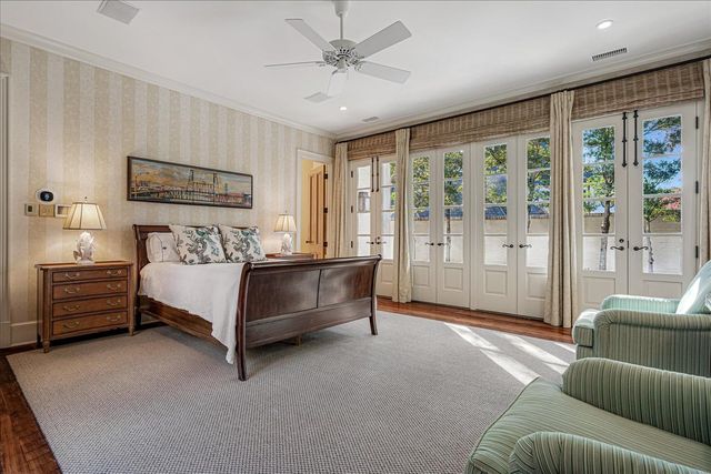 202 CLOISTER GREEN LN, Memphis, TN 38120