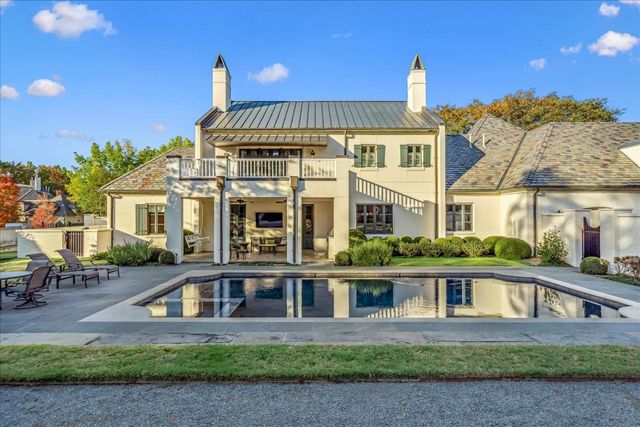 202 CLOISTER GREEN LN, Memphis, TN 38120