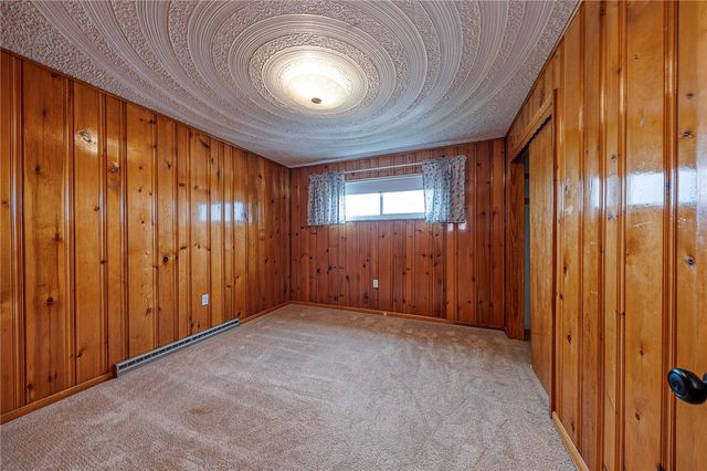 255 Henry Dr, North Huntingdon, PA 15642