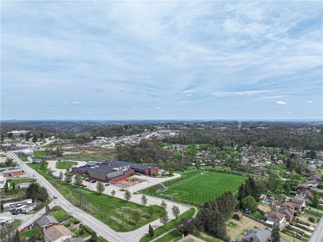 255 Henry Dr, North Huntingdon, PA 15642