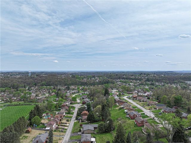 255 Henry Dr, North Huntingdon, PA 15642