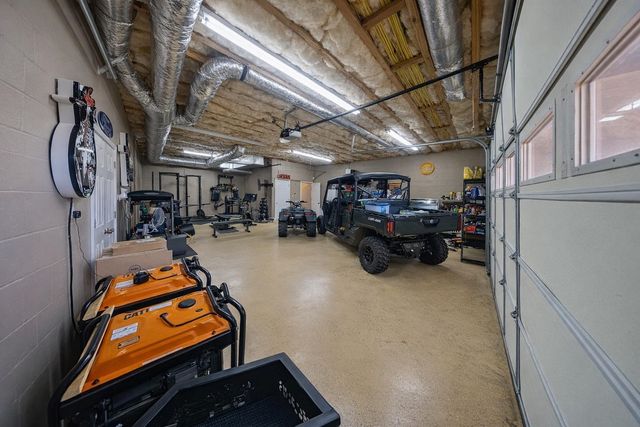 30 POINT GRAND CT, Savannah, TN 38372