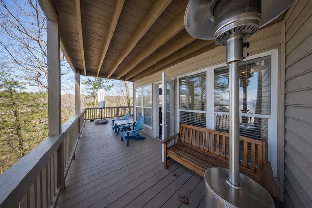 30 POINT GRAND CT, Savannah, TN 38372