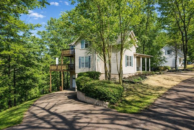 30 POINT GRAND CT, Savannah, TN 38372