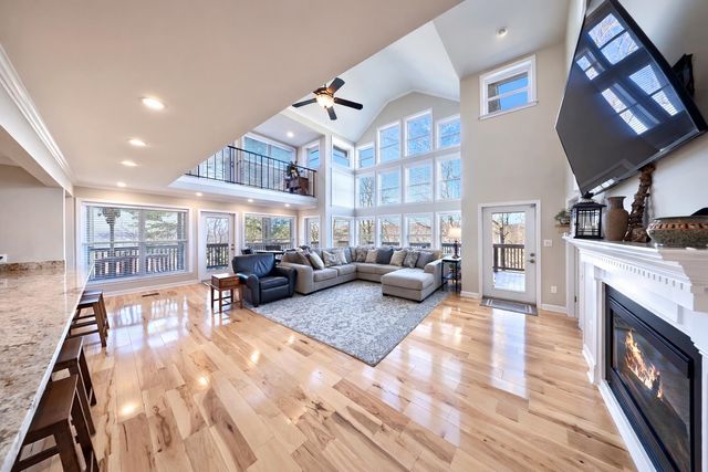 30 POINT GRAND CT, Savannah, TN 38372