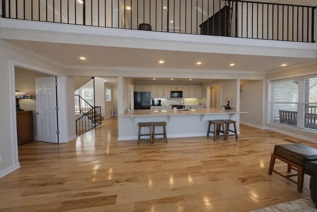 30 POINT GRAND CT, Savannah, TN 38372