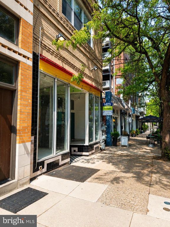 210 S 45TH ST, Philadelphia, PA 19104 — photo 2