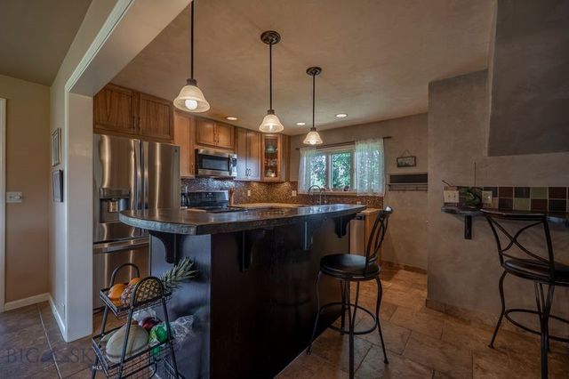 302 Ordway Street S, Wilsall, MT 59086