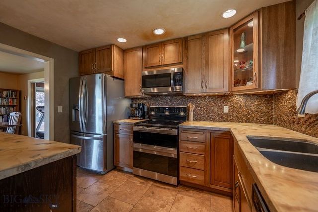 302 Ordway Street S, Wilsall, MT 59086